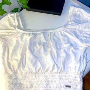 White cropped on/off the shoulder top